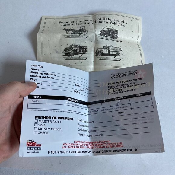 Vintage Ertl Texaco 1918 Mack AC Bulldog Flatbed Truck Diecast Coin Bank w/ KEY! - Picture 9 of 10